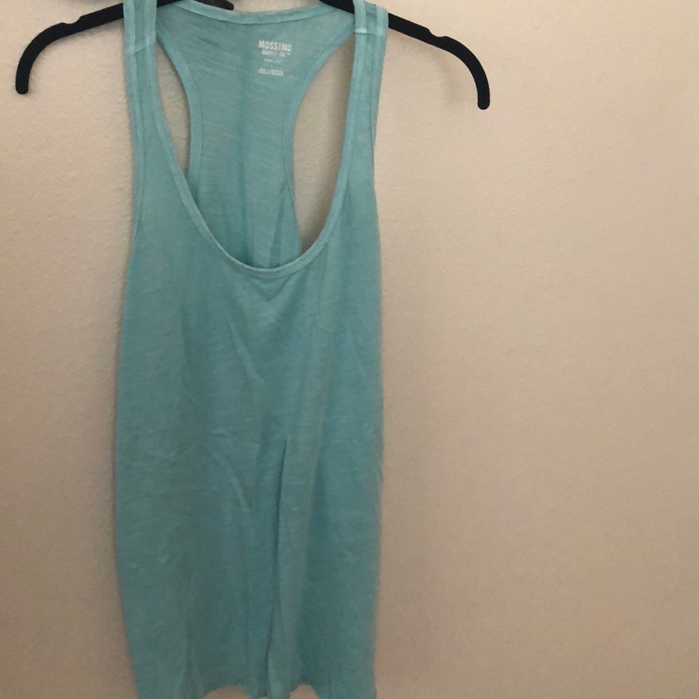 🎒 Racerback tank in aqua